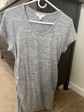 Market & Spruce Heather Gray Short Sleeve Scoop Neck Tee
